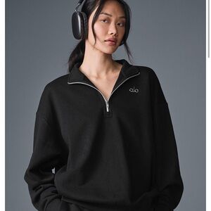 Alo Accolade Black Half-Zip Pullover size S